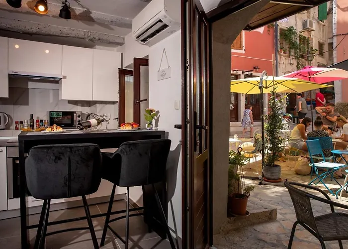 Old Rubinum Apartment