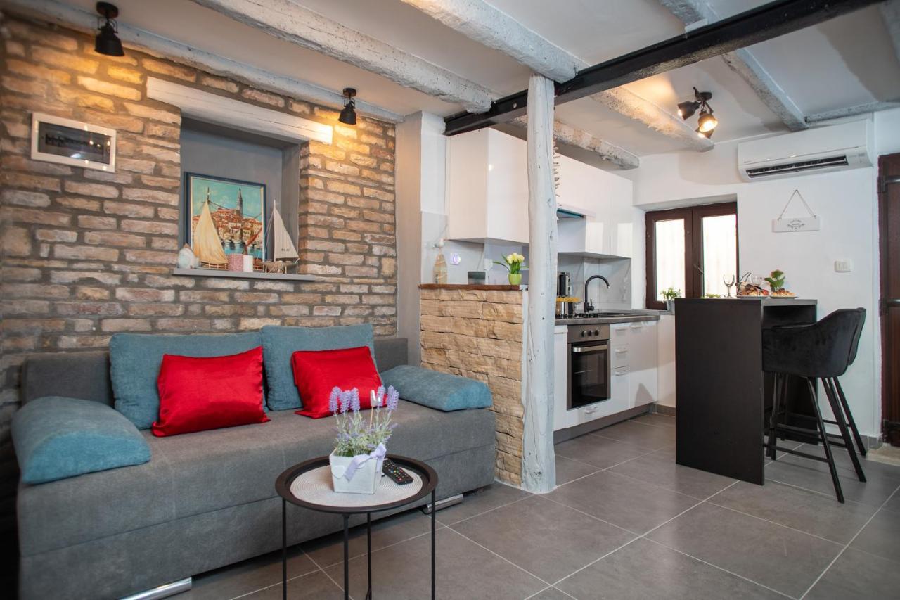 Old Rubinum Apartment *